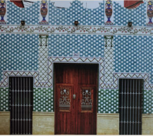 Calle del Progreso, 262. Fuente de la imagen: Taulellets, Art Ceràmic al Cabanyal, de Jane Lovatt.